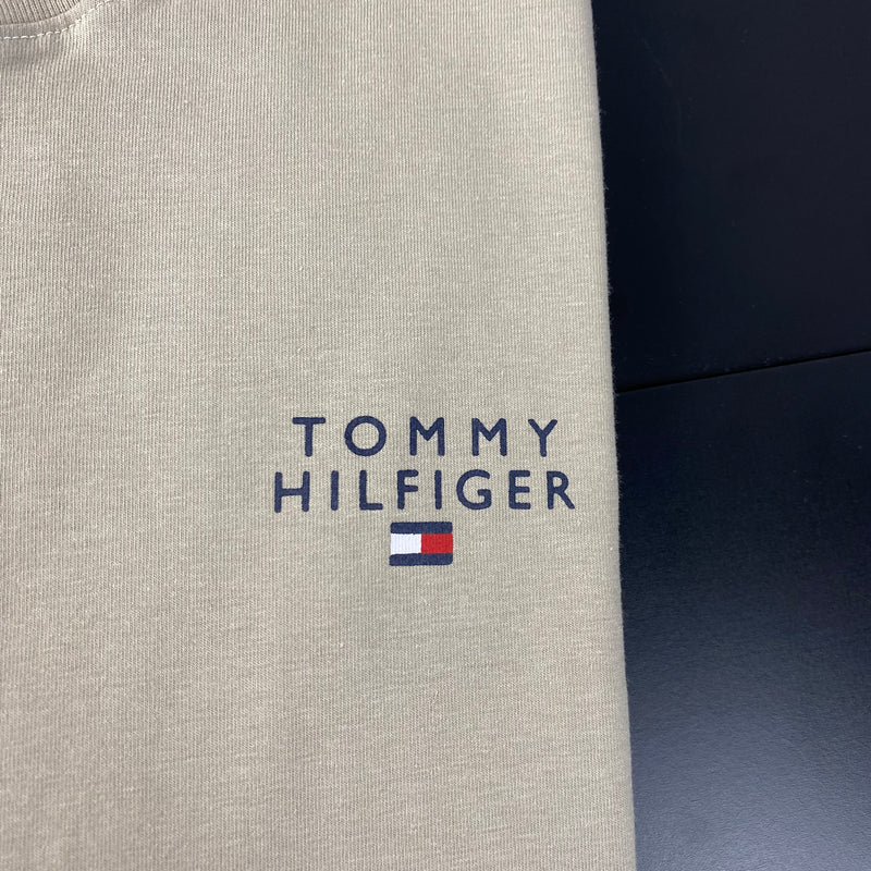 Camiseta Tommy Hilfiger Bege Masculina Malha Importada