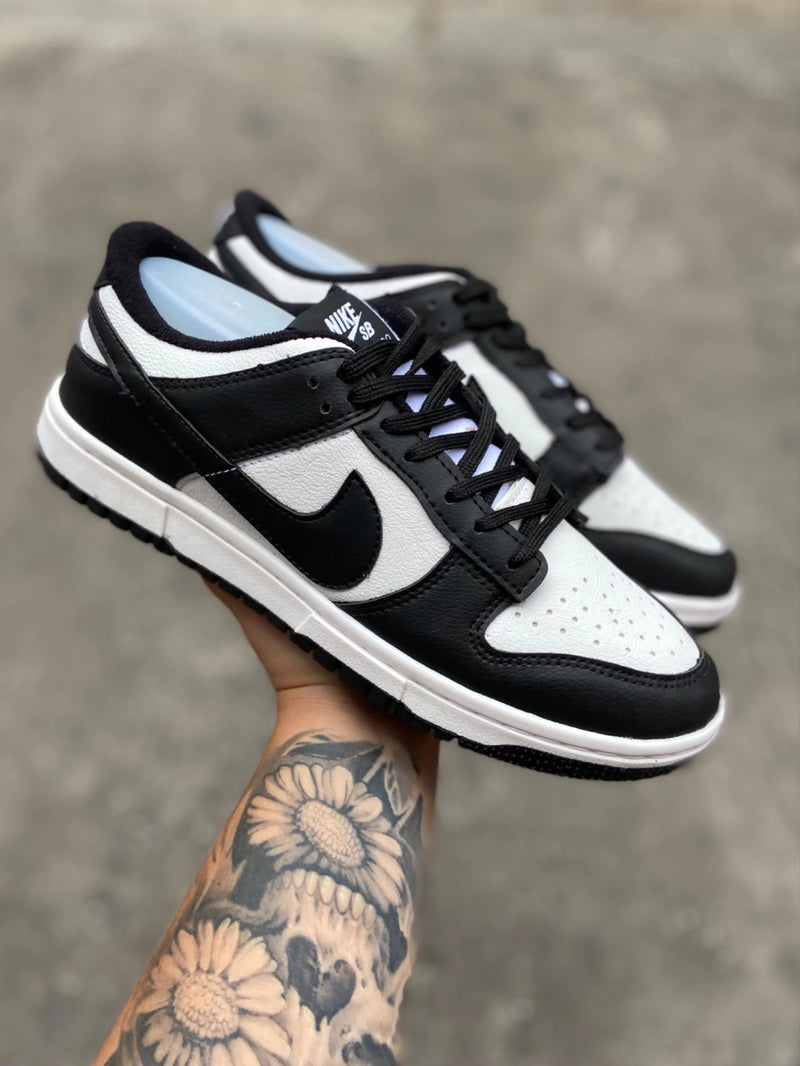 Tênis Nike Sb Dunk Low (panda)