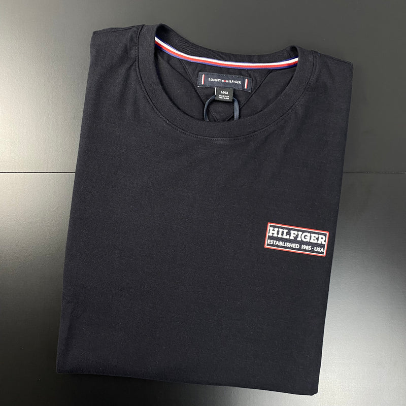Camiseta Básica Tommy Hilfiger Preta Masculina Malha Importada