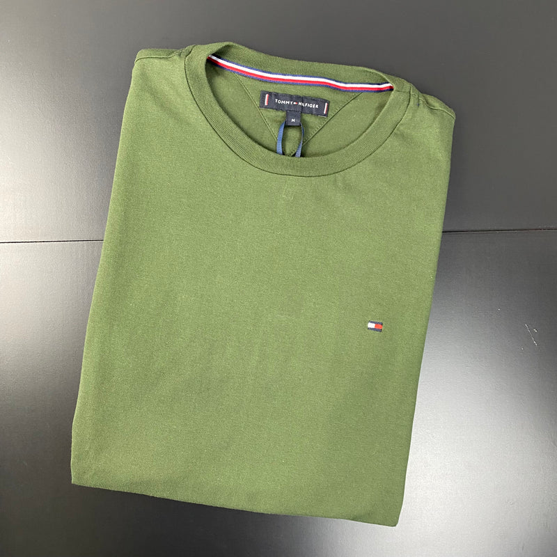 Camiseta Básica Tommy Hilfiger Verde Masculina Malha Importada
