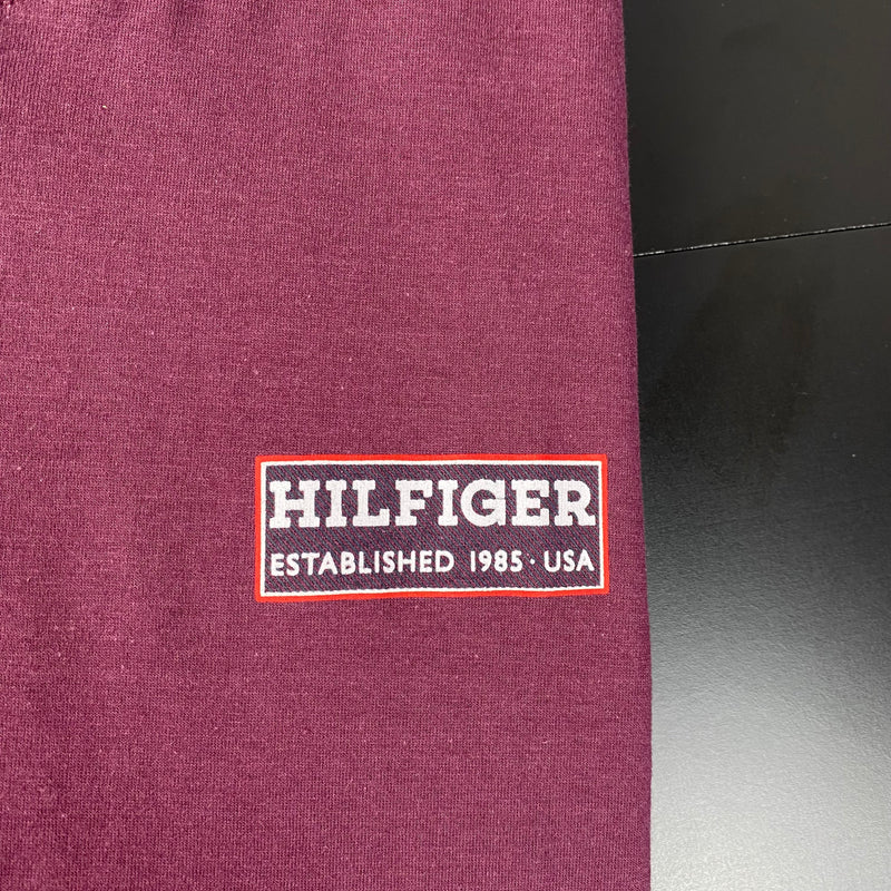 Camiseta Básica Tommy Hilfiger Vinho Masculina Malha Importada